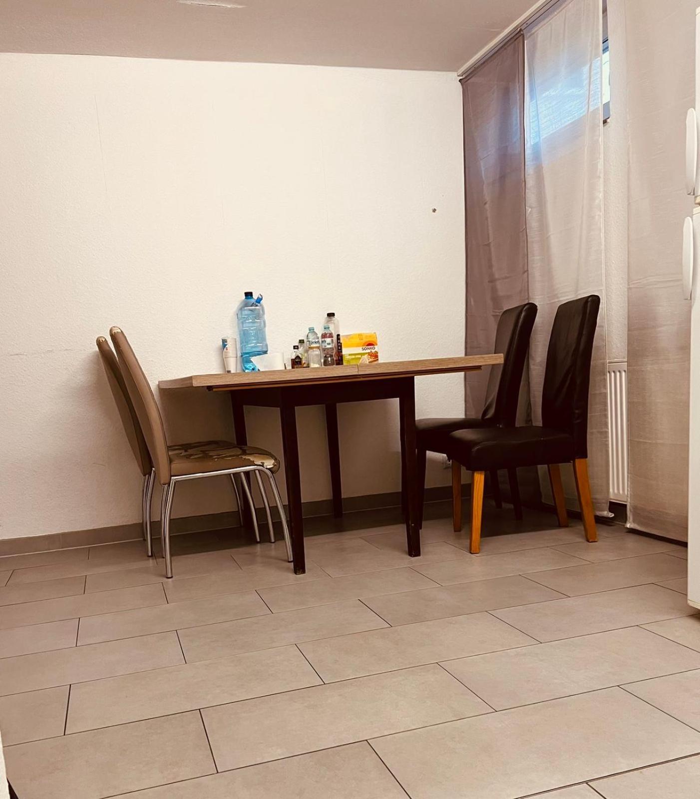 Hocken Apartment *